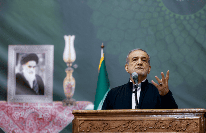 Pezeshkian: Iran Facing Worst Conditions in Economic War