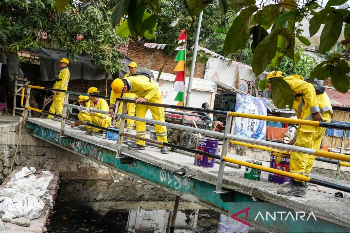 Mangga Dua Selatan bridge repairs reach 90 percent