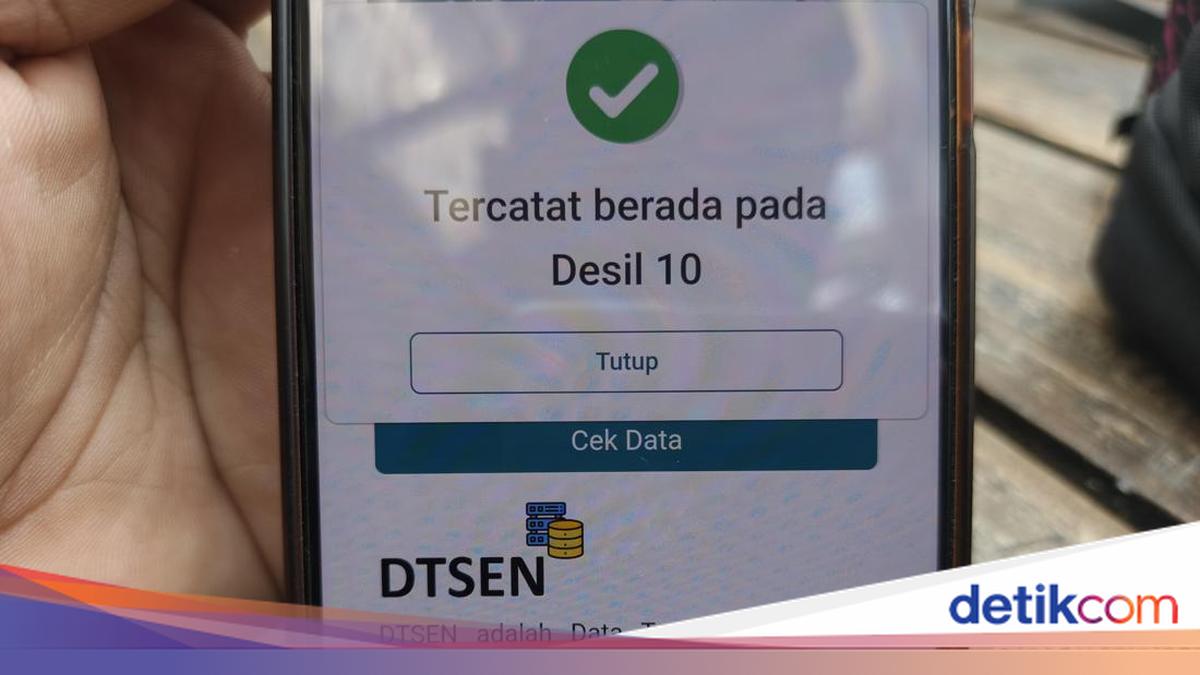 Thousands of Mataram Residents Protest Being Placed in Desil 10 of DTSEN