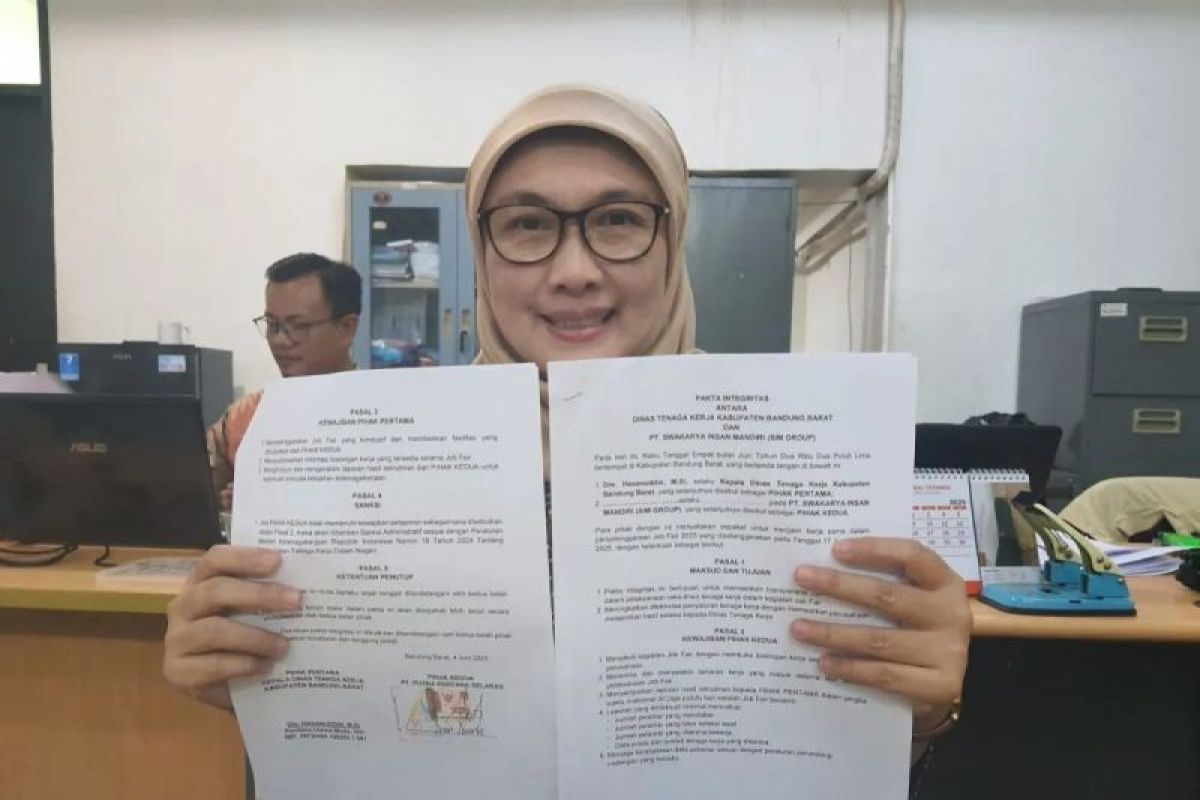 West Bandung Manpower Office handles 16 troubled migrant workers abroad