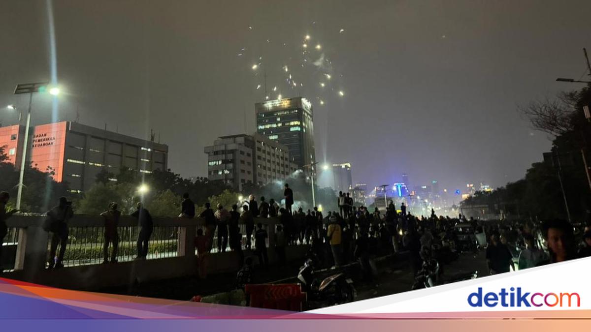Traffic in Front of DPR Building Still Closed Tonight