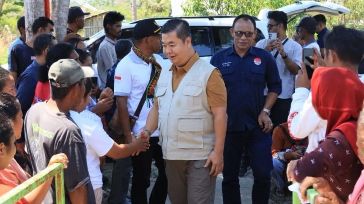 Restoring Civil Rights of NTT Earthquake Victims, Dukcapil Issues 3,055 Civil Documents