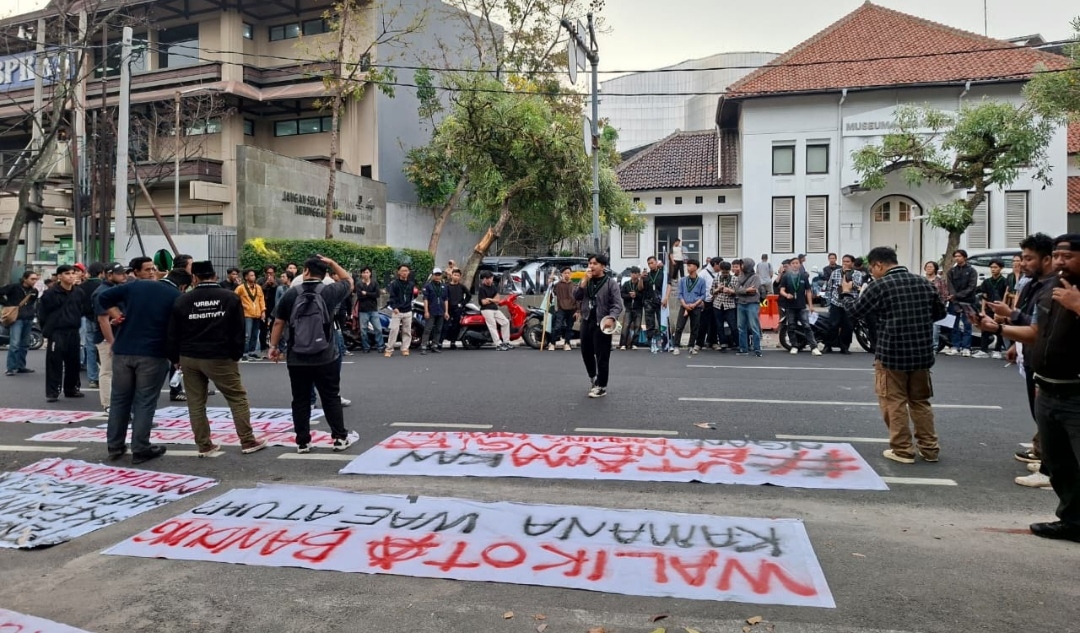 Facing Student Protests, Farhan Prepares Space for Dialogue and Transparency