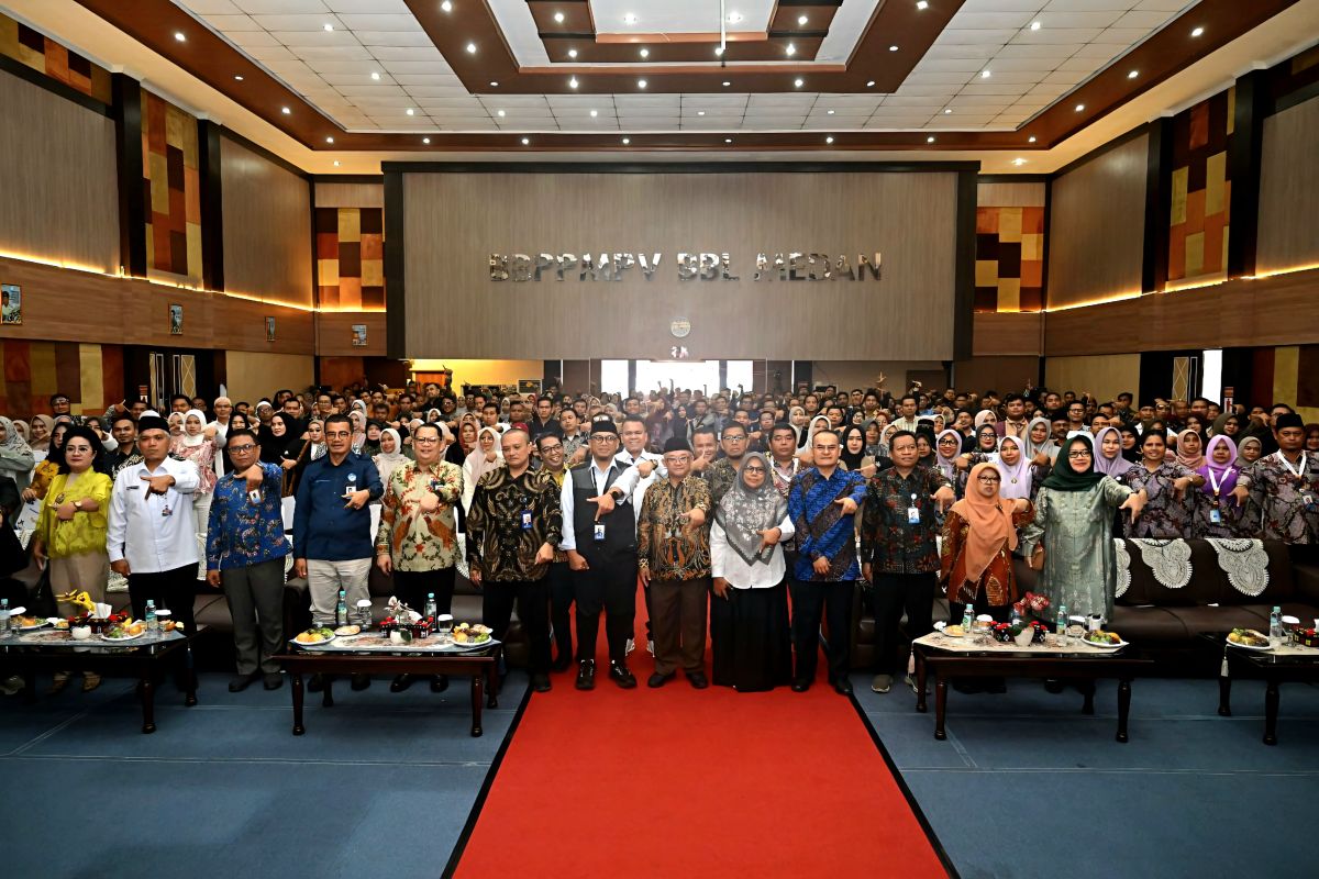 Education Ministry strengthens competencies of 118 vocational teachers from 11 provinces