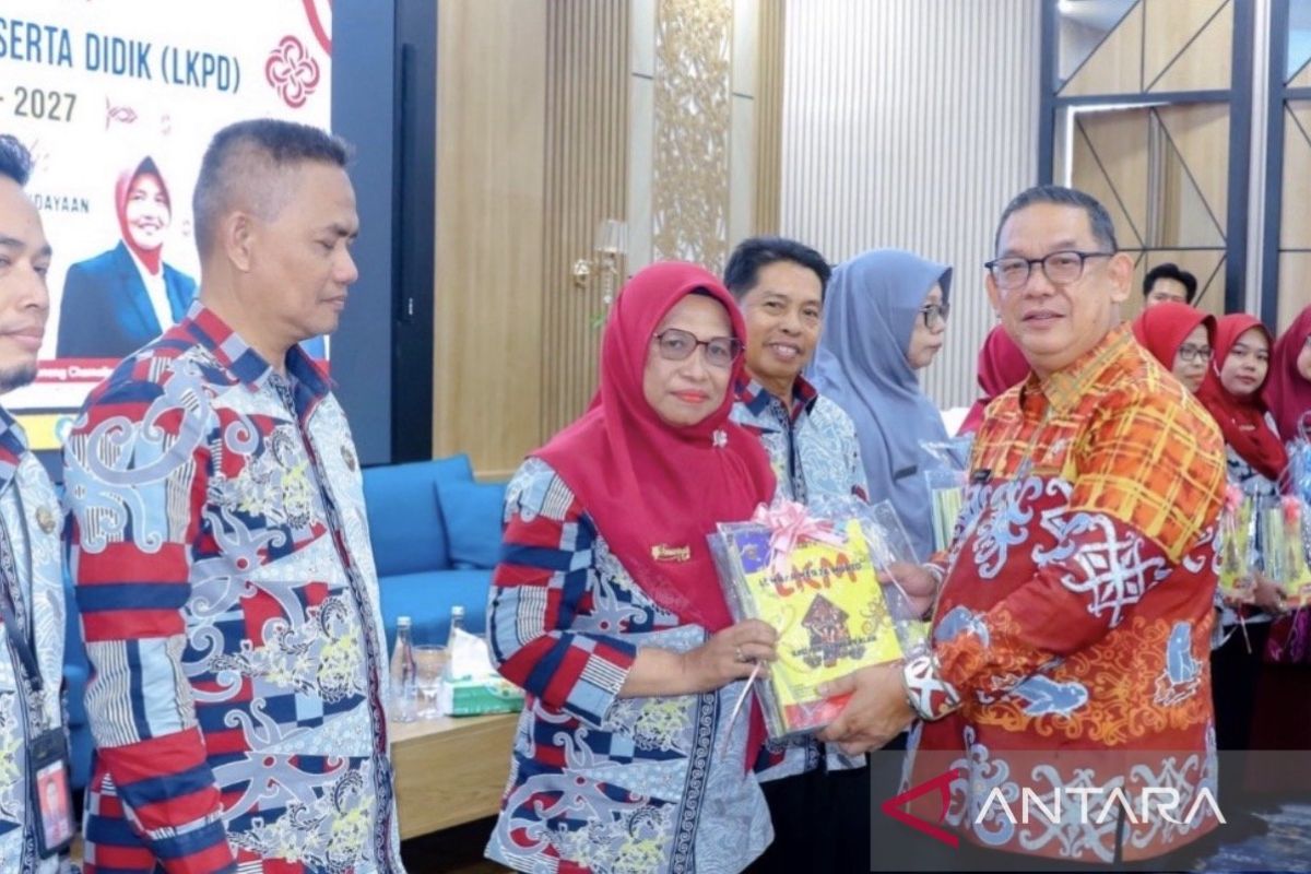 Samarinda City Government distributes free student worksheets worth Rp16.6 billion