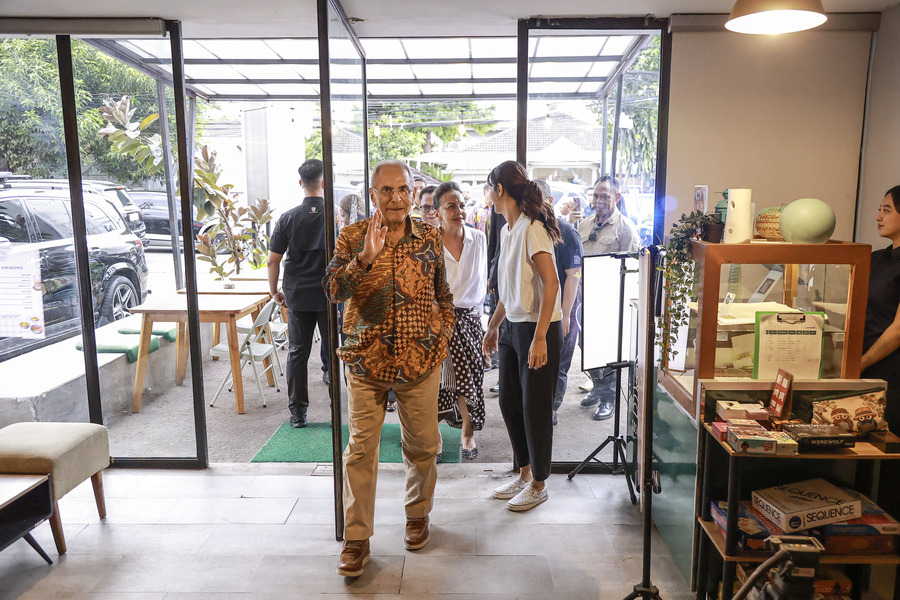 Megawati and Ramos-Horta Discuss Science, Technology and Humanitarian Issues in Jakarta