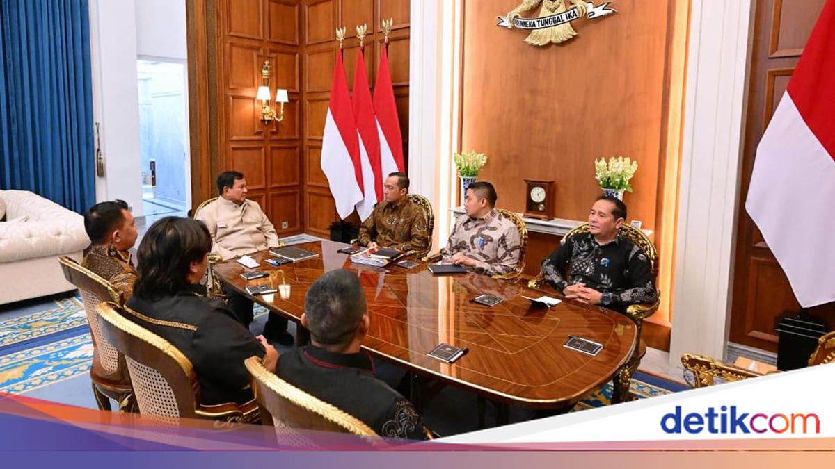 Prabowo Receives Panglima Jilah, Discusses Forest Fire Handling in West Kalimantan