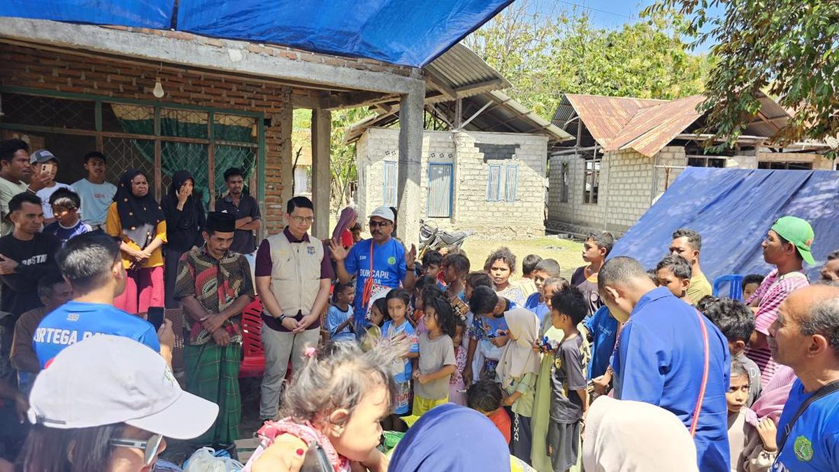 Dukcapil Brings Mobile Services to Serve Earthquake Victims' Documents in Nagekeo