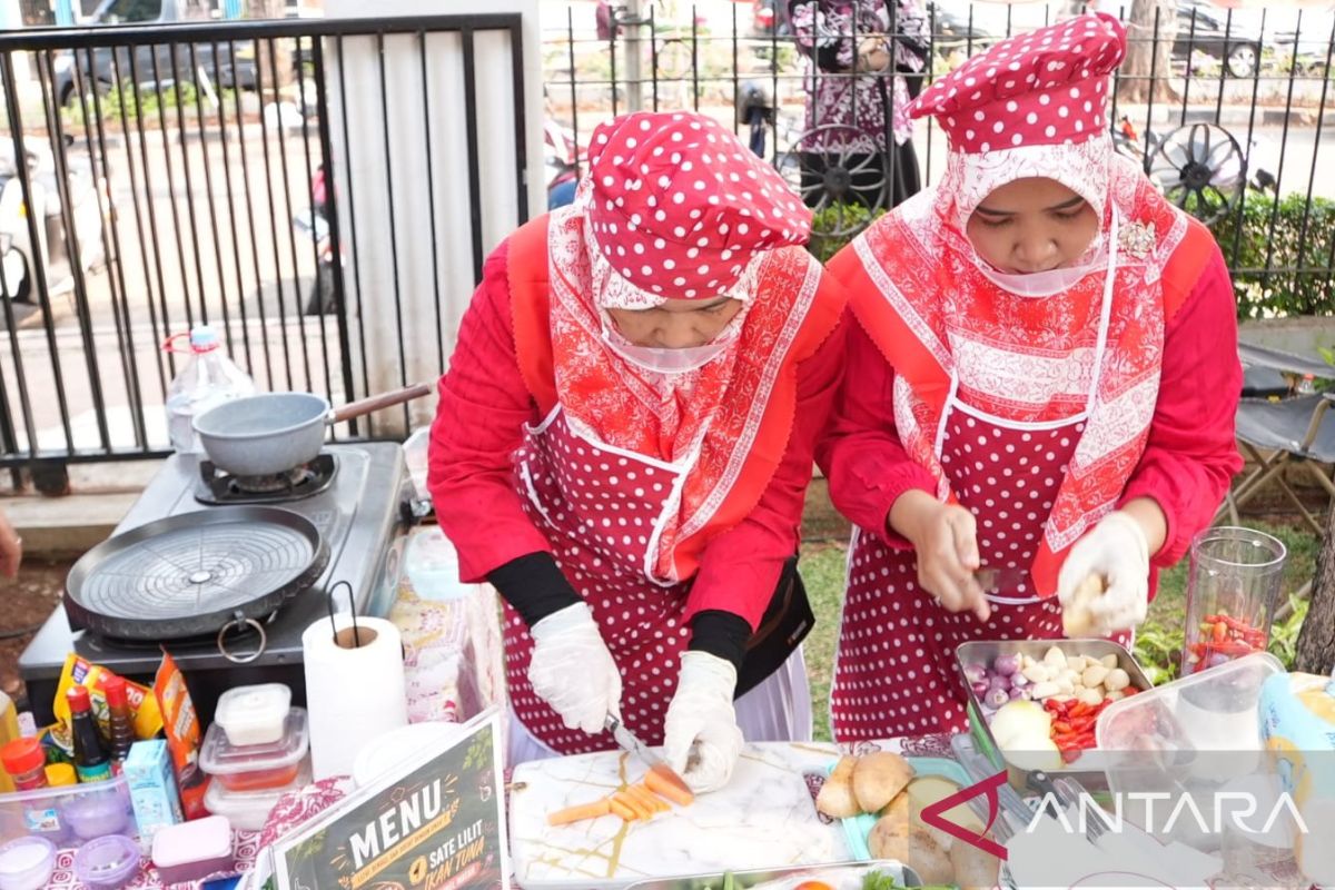 12 teams join TP PKK Cempaka Putih cooking competition to enliven Independence Day