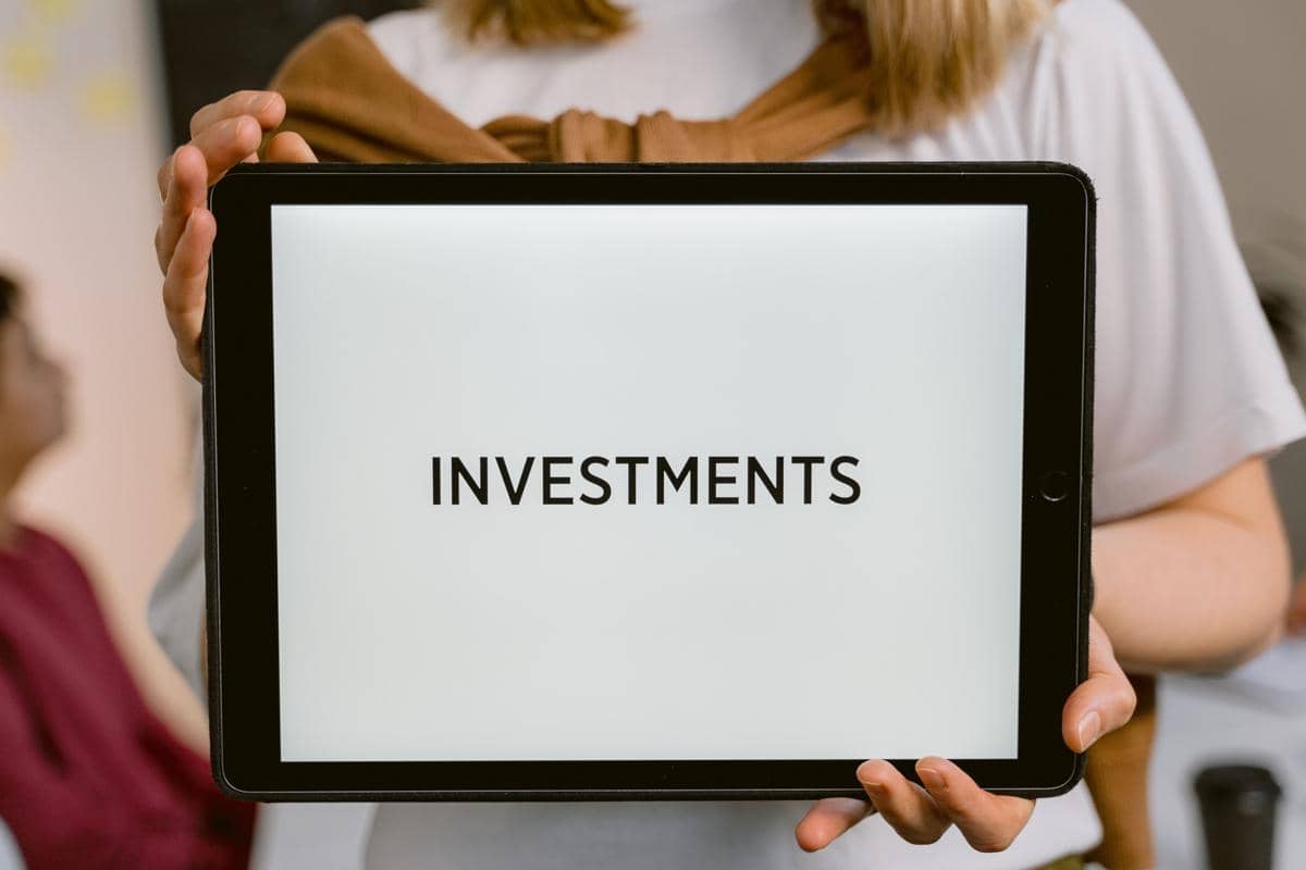 Demo dan Kepercayaan Investor Asing di Indonesia