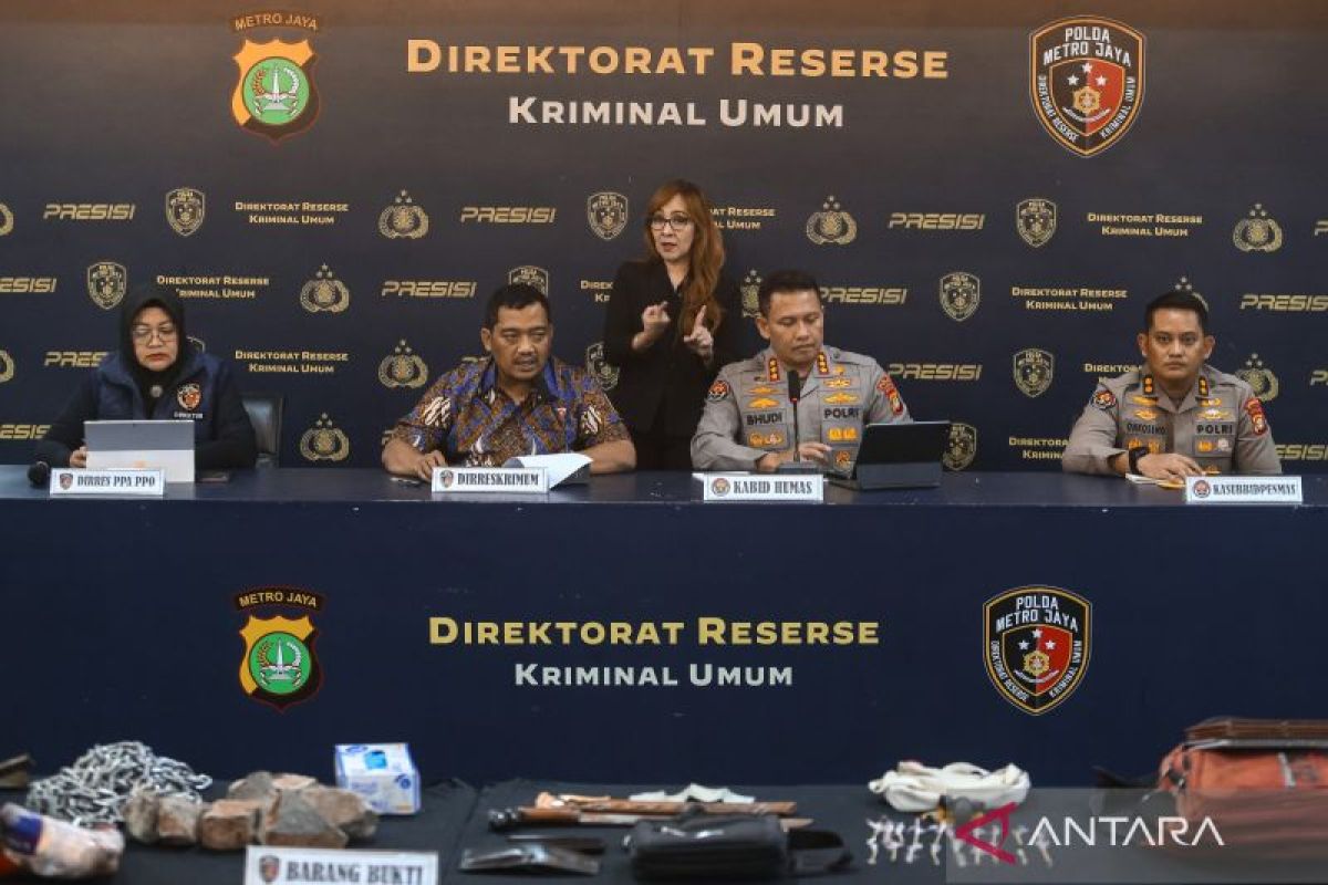 Crime roundup: death of resident in Pejompongan to stabbing