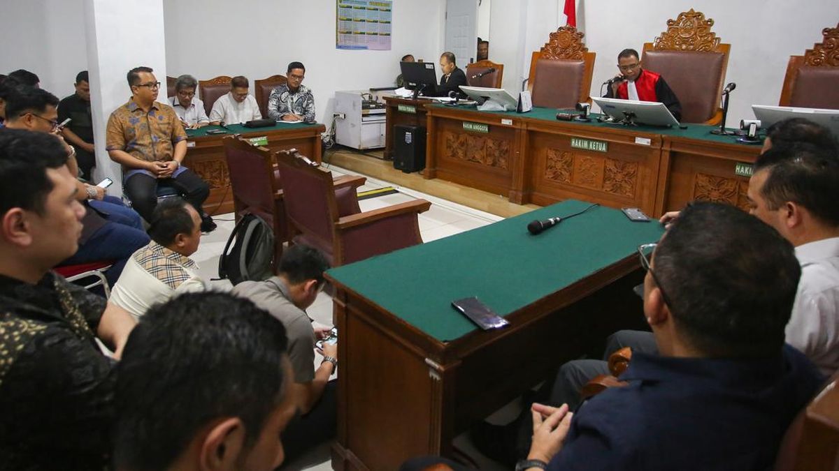 Lawyer Says Febrie Adriansyah Accepts Rejection of Pretrial Motion