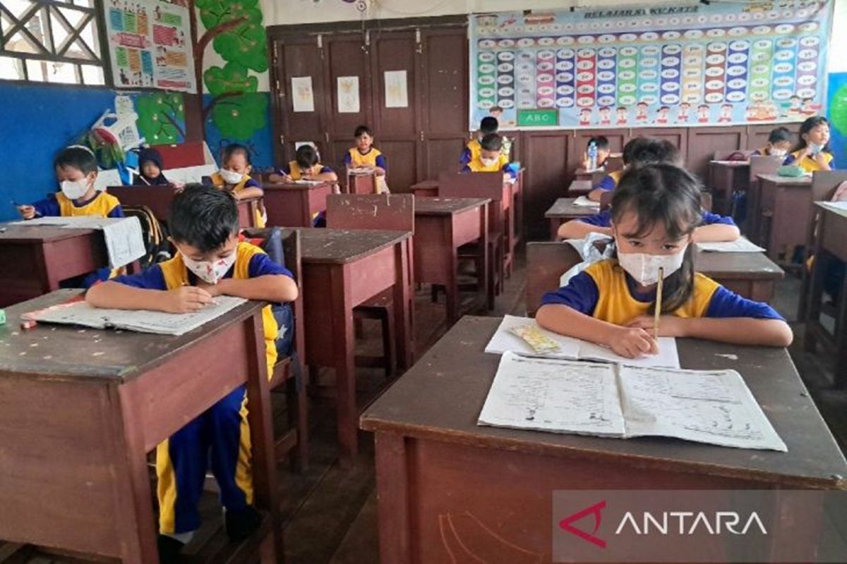 Gunung Mas Regency reduces school hours due to haze