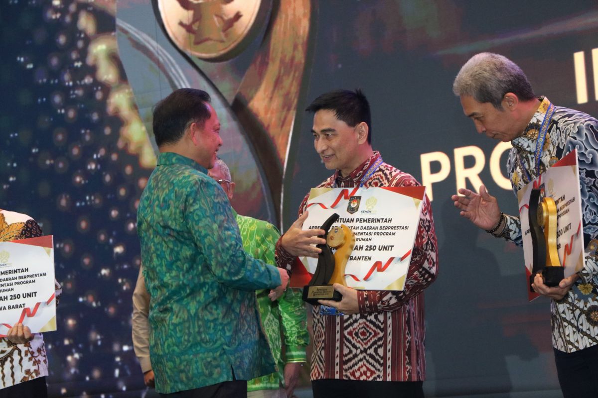 Banten receives 250-unit home renovation assistance from central government