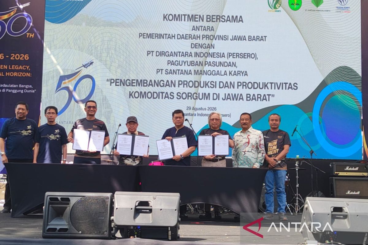 PTDI and West Java Provincial Government sign MoU on 50-hectare sorghum mechanisation