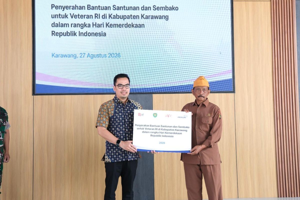 Peruri distributes aid to 59 veterans in Karawang