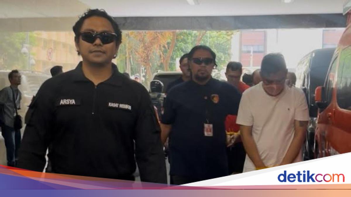 Layered Charges for Batam Casino Gambling Boss