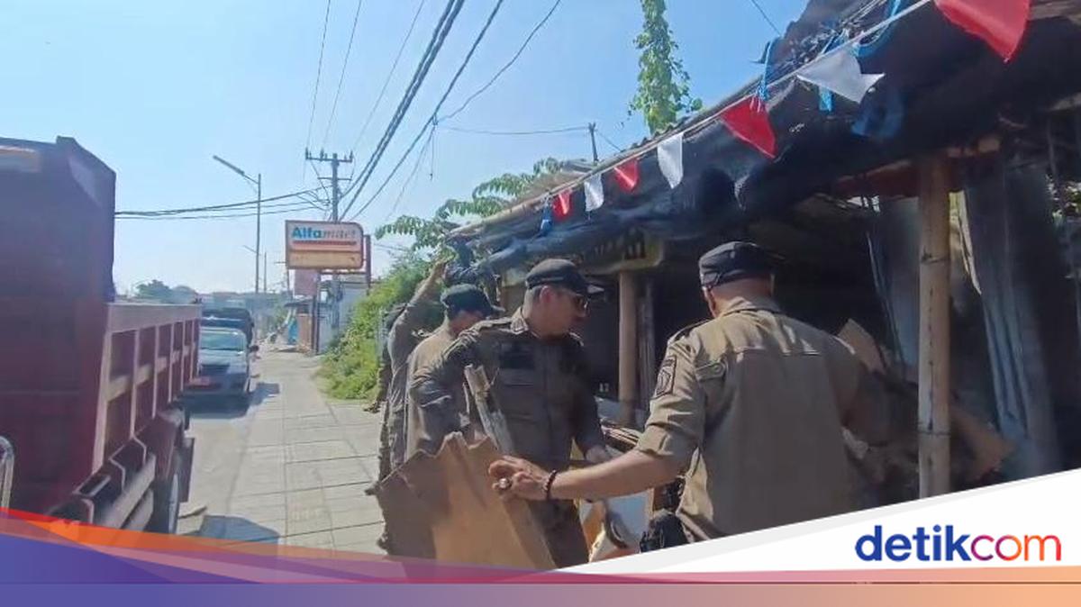 Badung Regency Authorities Demolish Three Illegal Structures Following CFD Trial