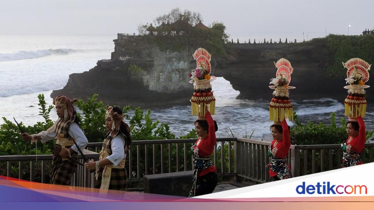 Three-Day Tanah Lot Festival Claims Economic Turnover of Rp 10 Billion