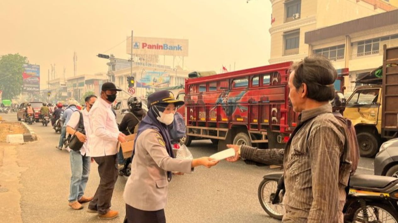 Thickening Haze Forces Schools in Pontianak to Return to Online Learning for Next Week