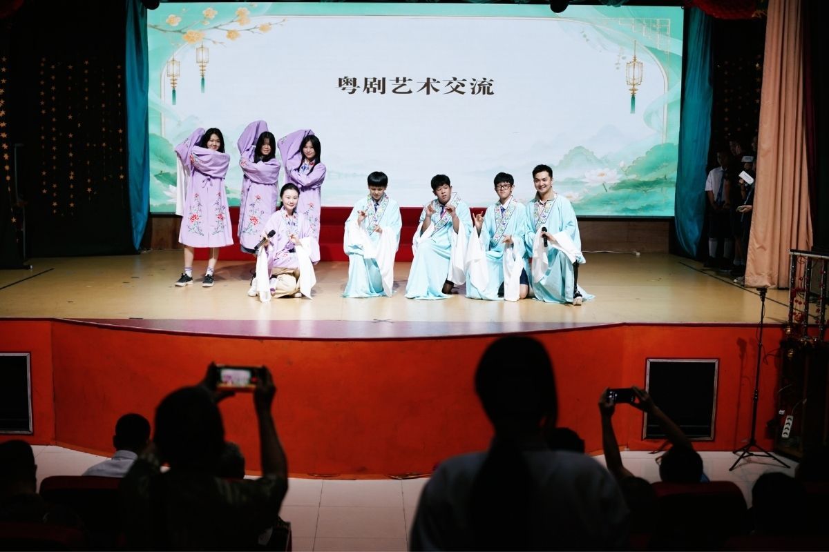 Guangfu Cultural Exchange Presents Diverse Performances in Indonesia