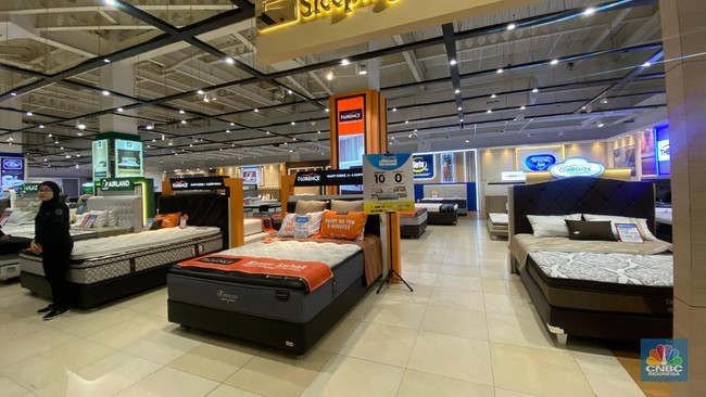 Transmart Offers Discounts, Mattress Prices Drop to Rp1 Million Range