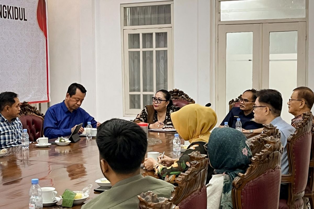 Gunungkidul Regency Explores Cooperation with South Korea to Absorb Labour