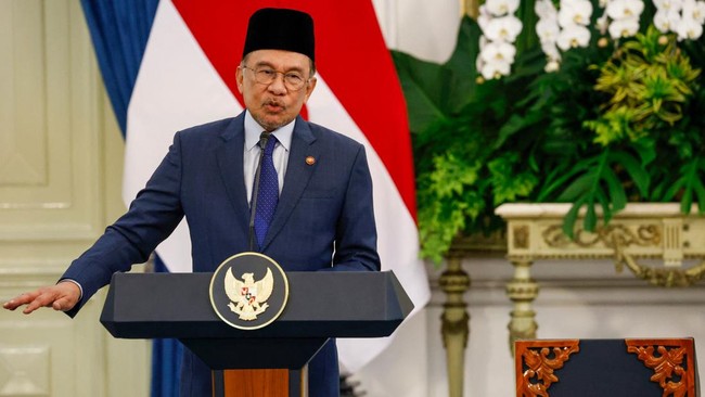 To Reduce Cost of Living, Malaysia Increases Subsidised Fuel Quota