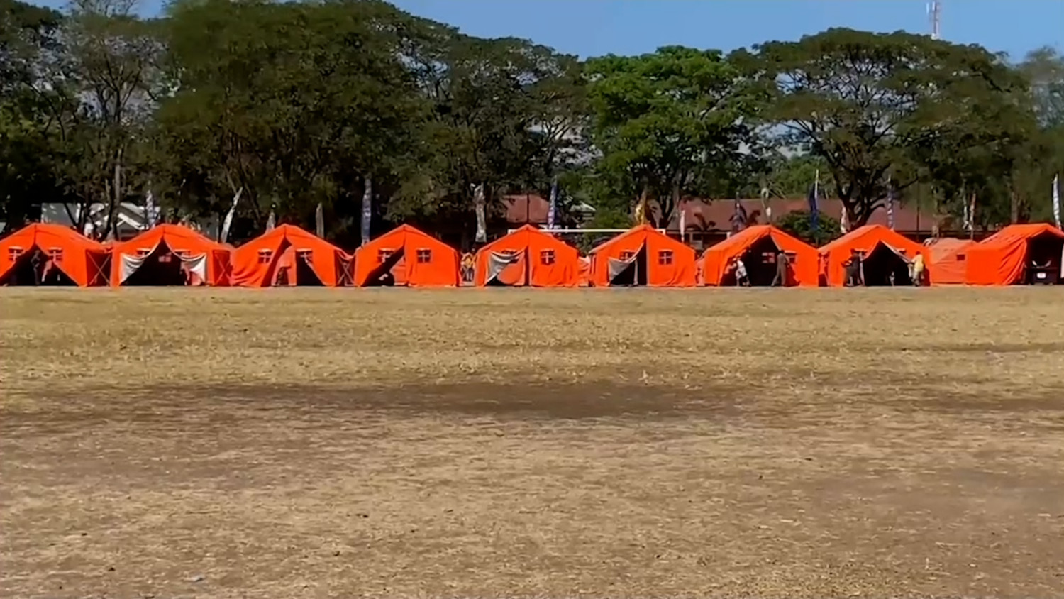 BNPB reports 4,142 earthquake refugees in NTT have returned home