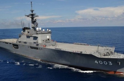 Japan Deploys Kunisaki Ship and Three Helicopters to Assist in Indonesia Forest Fire Suppression