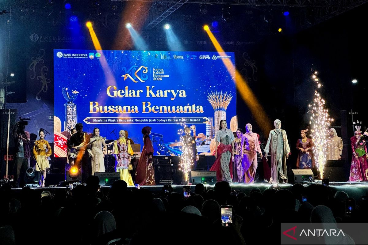 Bank Indonesia Promotes North Kalimantan Textiles through Benuanta Fashion Showcase
