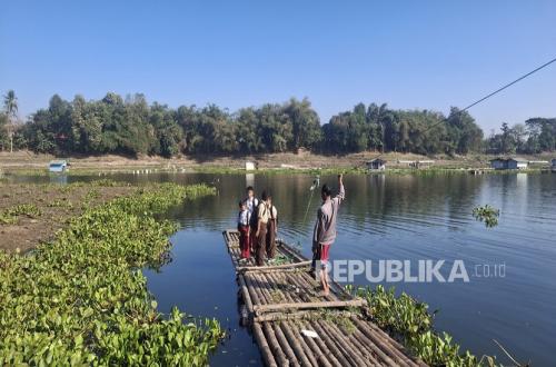 Following Public Attention, Budiharja Raft Crossing Site Now Marked for Bridge Construction