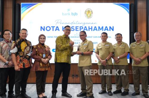 Strengthening Collaboration, Bank bjb and YKEP Expand Access to Banking Products