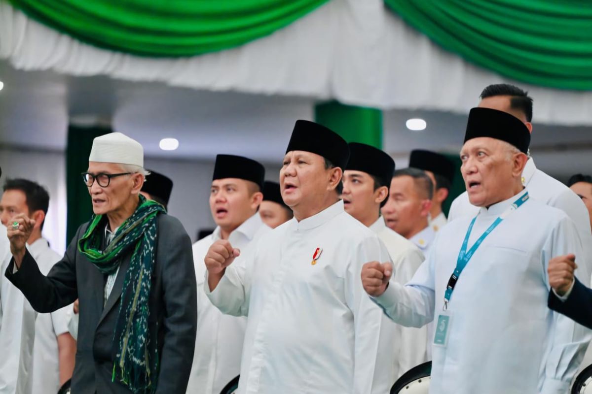 On 'bloated' cabinet, Prabowo compares Indonesia and Timor Leste
