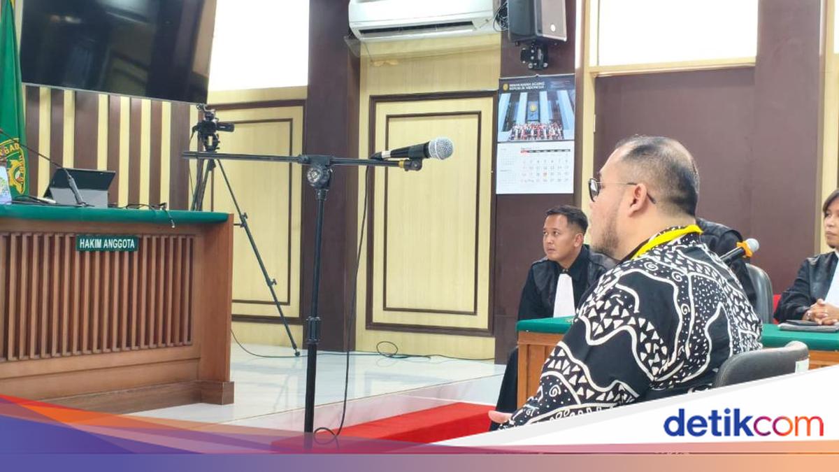Ibam Now Ordered to Pay Rp 5 Billion, Previously Not Burdened with Restitution