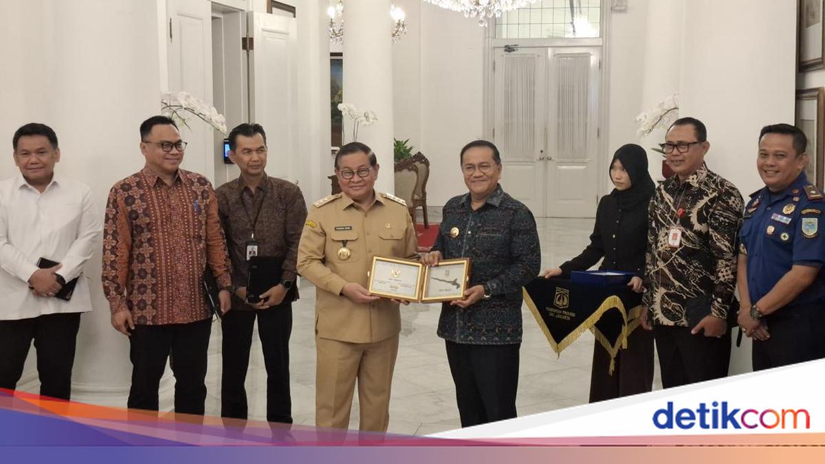 Jambi Mayor Meets Pramono, Seeks to Learn About JAKI and BUMD Management