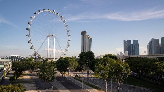 Anticipating Heatwaves, Singapore to Build 300 Cooling Centres