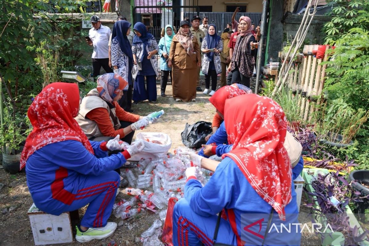 Kemayoran makes Proklim a movement for environmental awareness