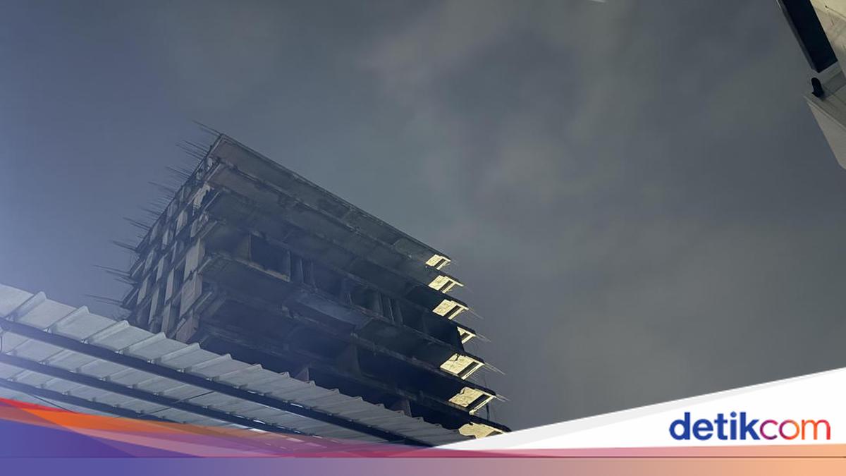 Fire Service Reveals Access Obstacles in Extinguishing Empty Building Fire in Gambir, Central Jakarta