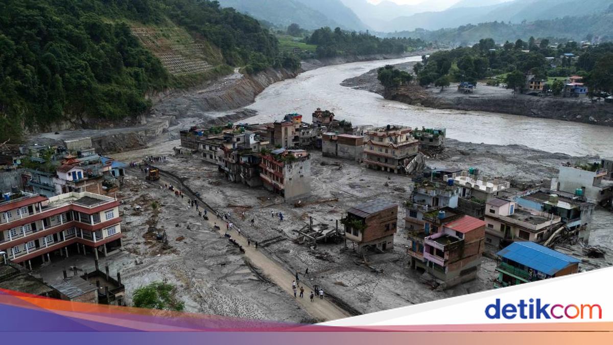 Data Analysis: 2,500 Buildings Destroyed by Flash Floods in Nepal Valley