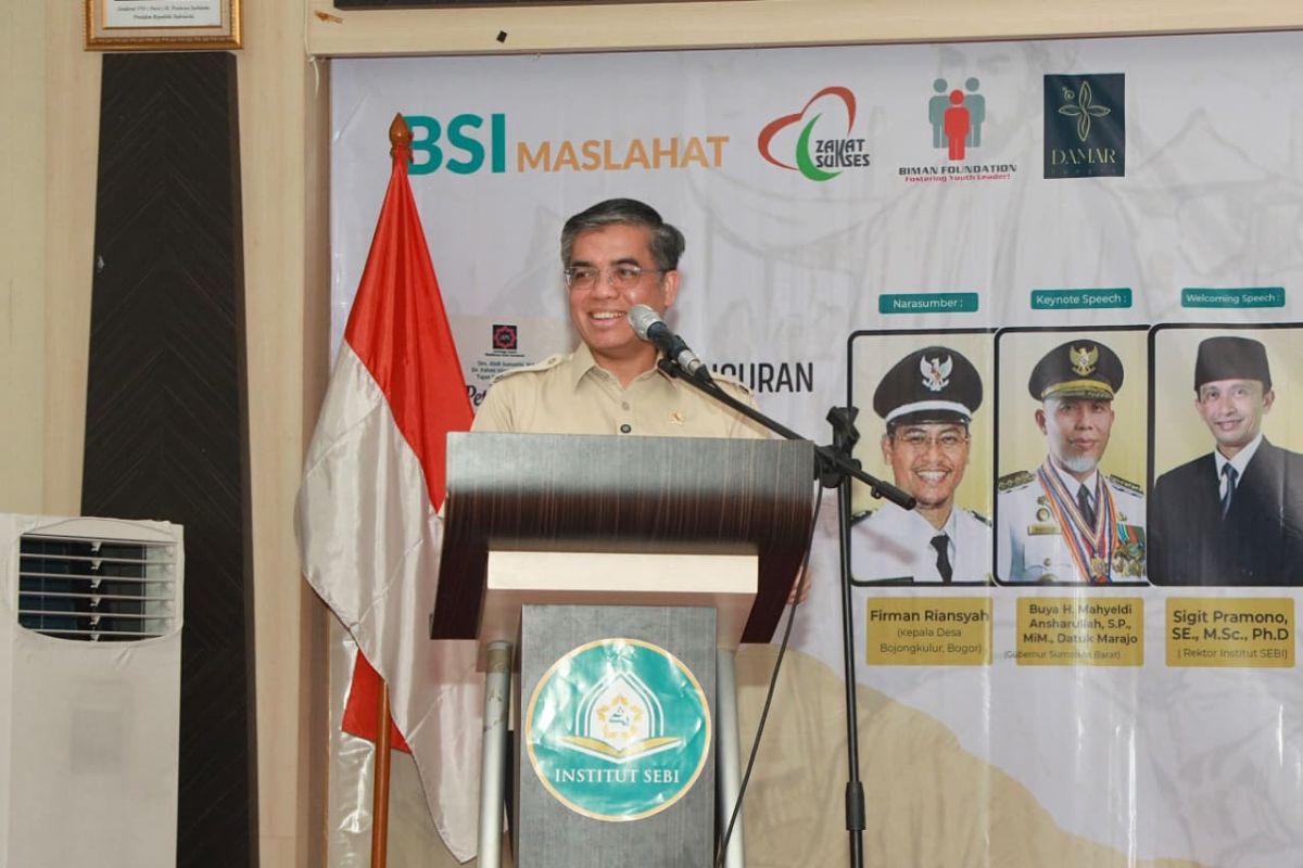 Minister: University graduates must master digital skills