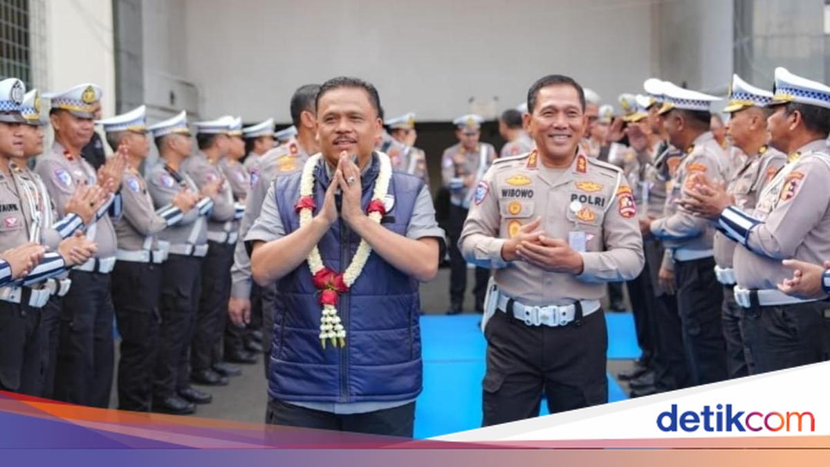 Inspector General Agus Suryonugroho Retires: The Traffic Police Uniform is a Promise to the Public