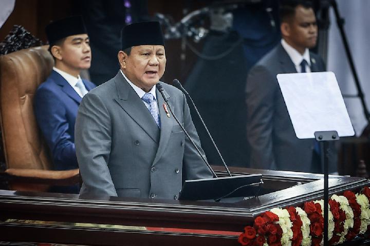 Poltracking's 5 Recommendations for Prabowo-Gibran as Approval Falls