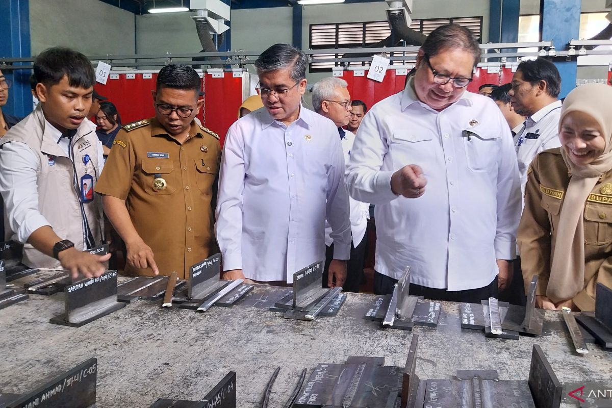 Labour Minister ensures vocational graduates absorbed through industry-based curriculum