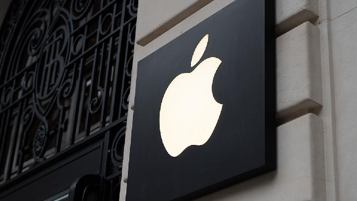 Apple's New CEO John Ternus Makes AI Top Priority