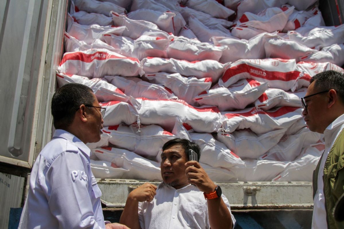 ID FOOD Opens Market Access for East Java Layer Chicken to Makassar and Papua
