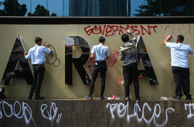 KPAI Confirms Children Detained During 27 August Protests Have Been Released