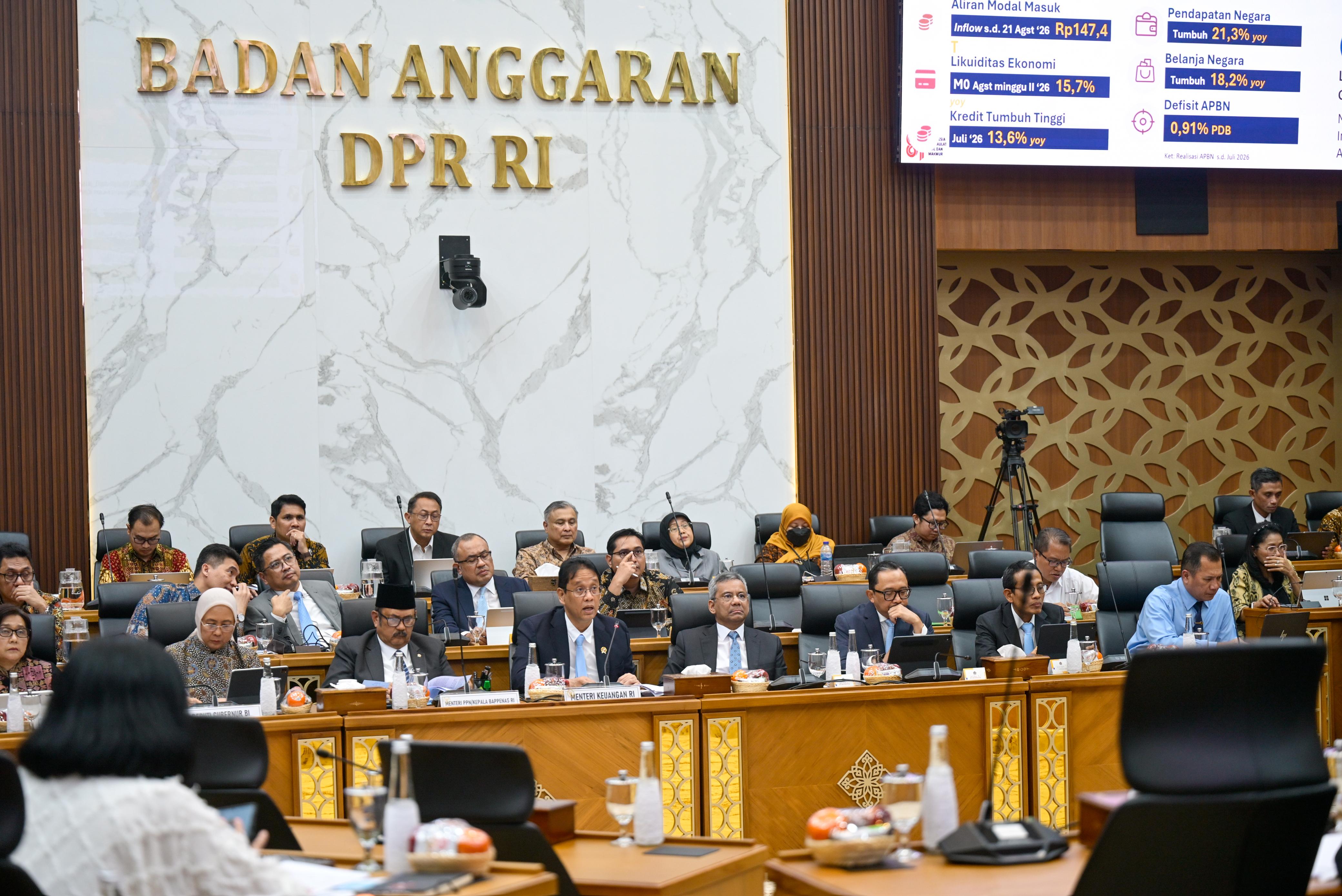 Investment Targeted to Grow 7 Percent to Pursue 6 Percent Economic Growth
