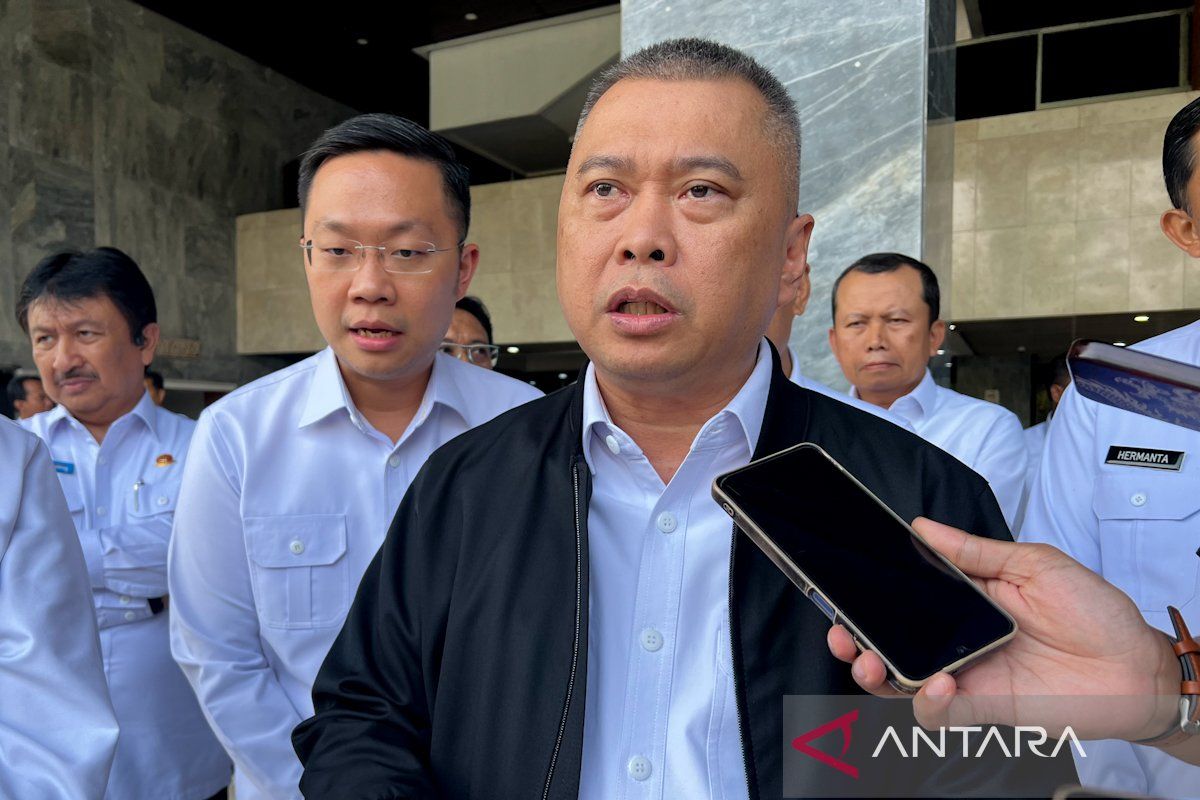 Transport Minister: 35 Foreign Aircraft Permits Issued to Strengthen Kalimantan Forest Fire Response