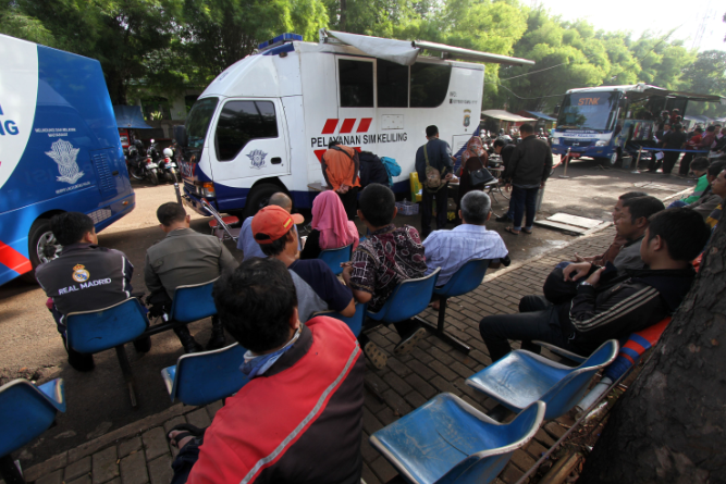 Expired Driving Licences Must Be Replaced: Jakarta Mobile SIM Locations and Cost Details